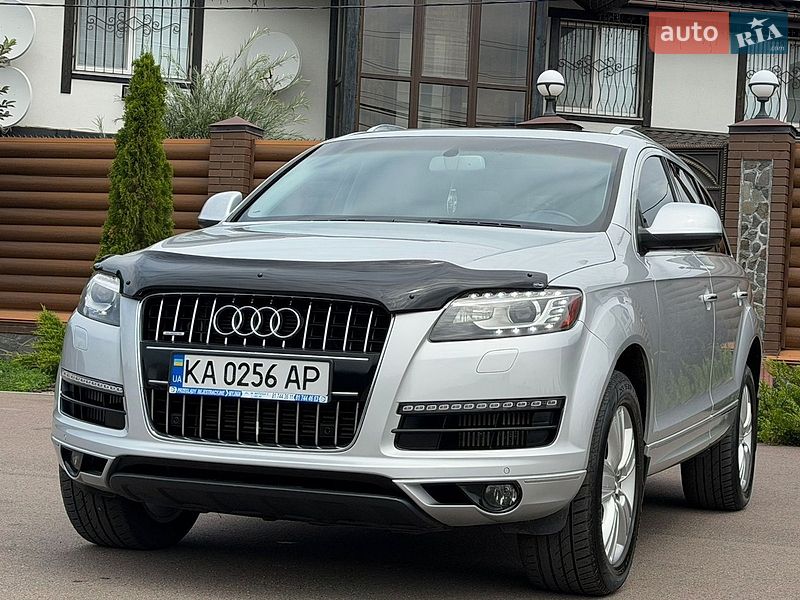 Позашляховик / Кросовер Audi Q7 2011 в Києві