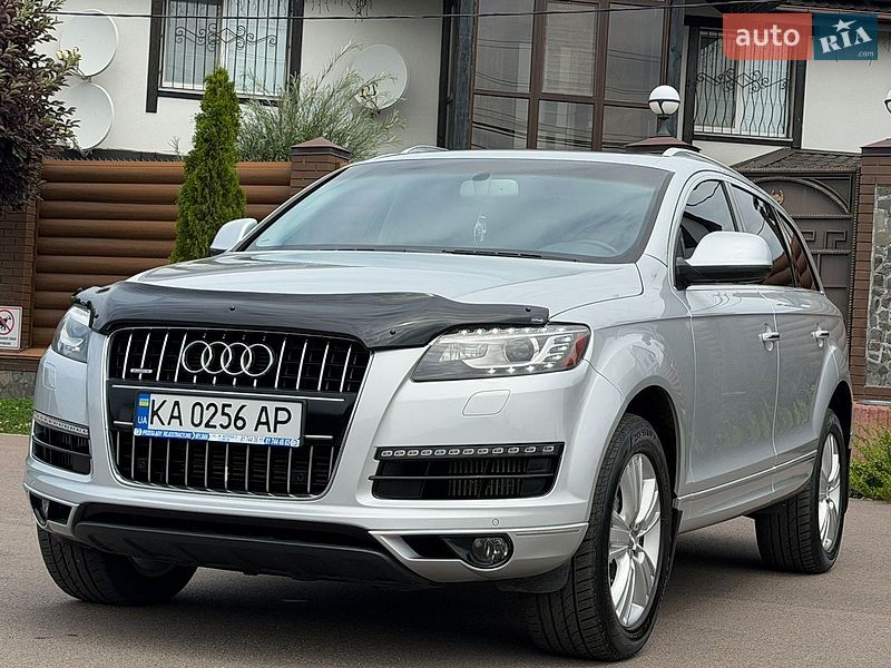 Позашляховик / Кросовер Audi Q7 2011 в Києві
