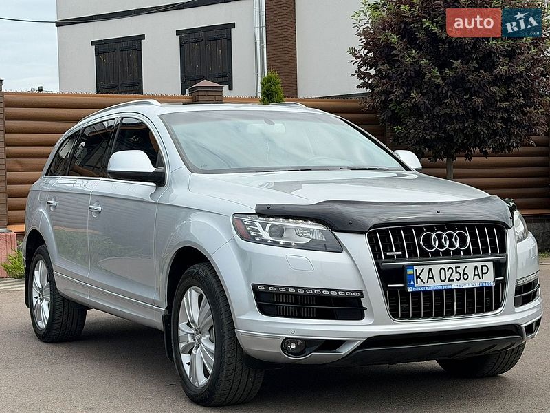 Позашляховик / Кросовер Audi Q7 2011 в Києві