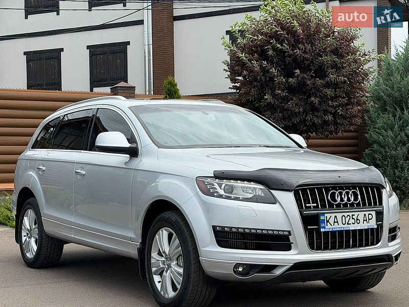 Позашляховик / Кросовер Audi Q7 2011 в Києві