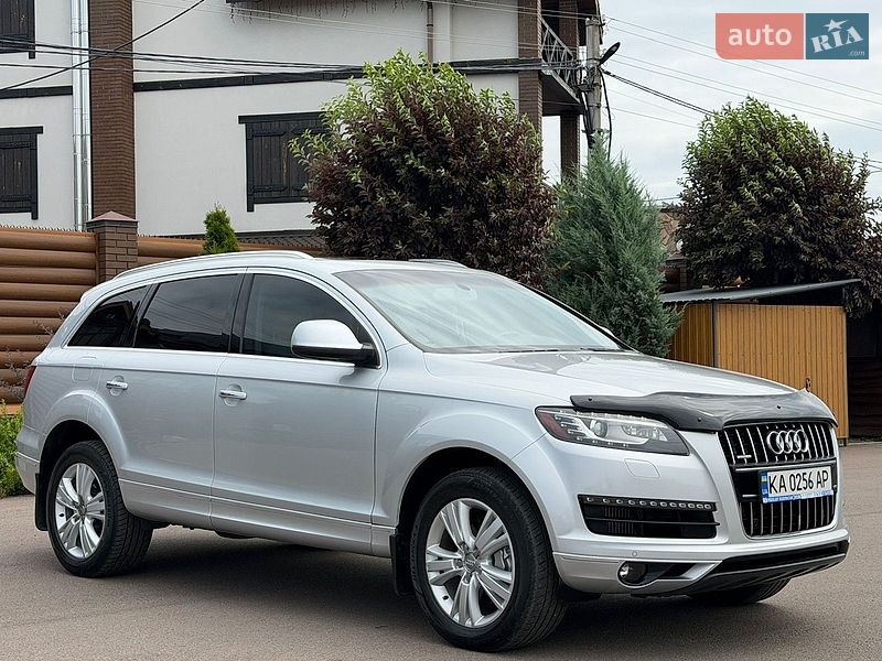 Позашляховик / Кросовер Audi Q7 2011 в Києві
