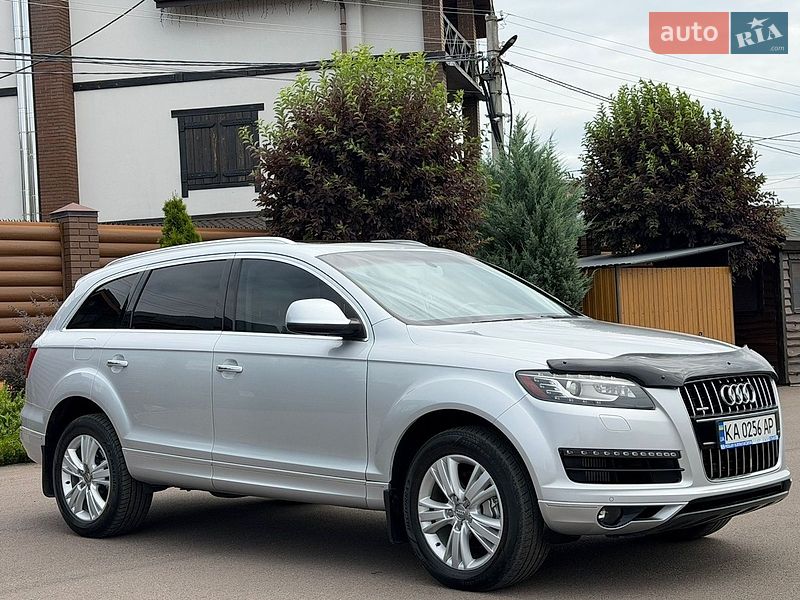 Позашляховик / Кросовер Audi Q7 2011 в Києві