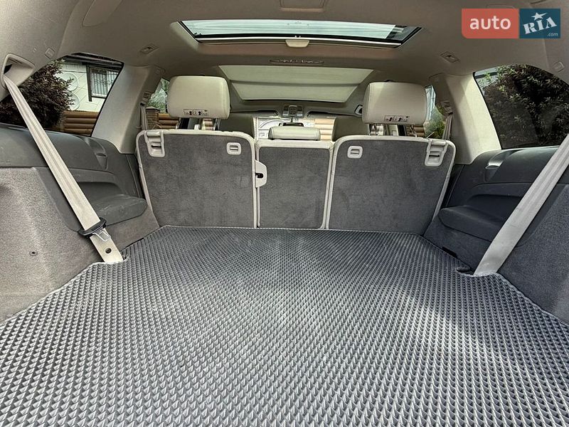 Позашляховик / Кросовер Audi Q7 2011 в Києві