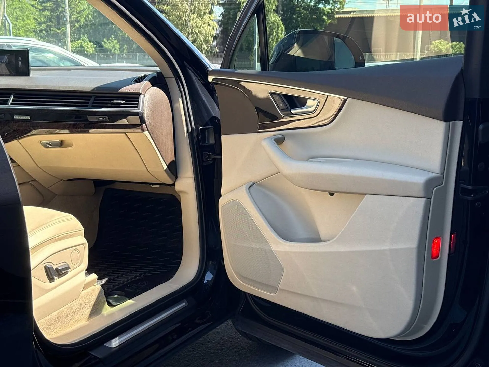 2016 Audi Q7 - мініатюра 51