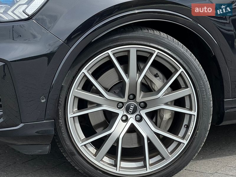 Внедорожник / Кроссовер Audi Q7 2020 в Стрые