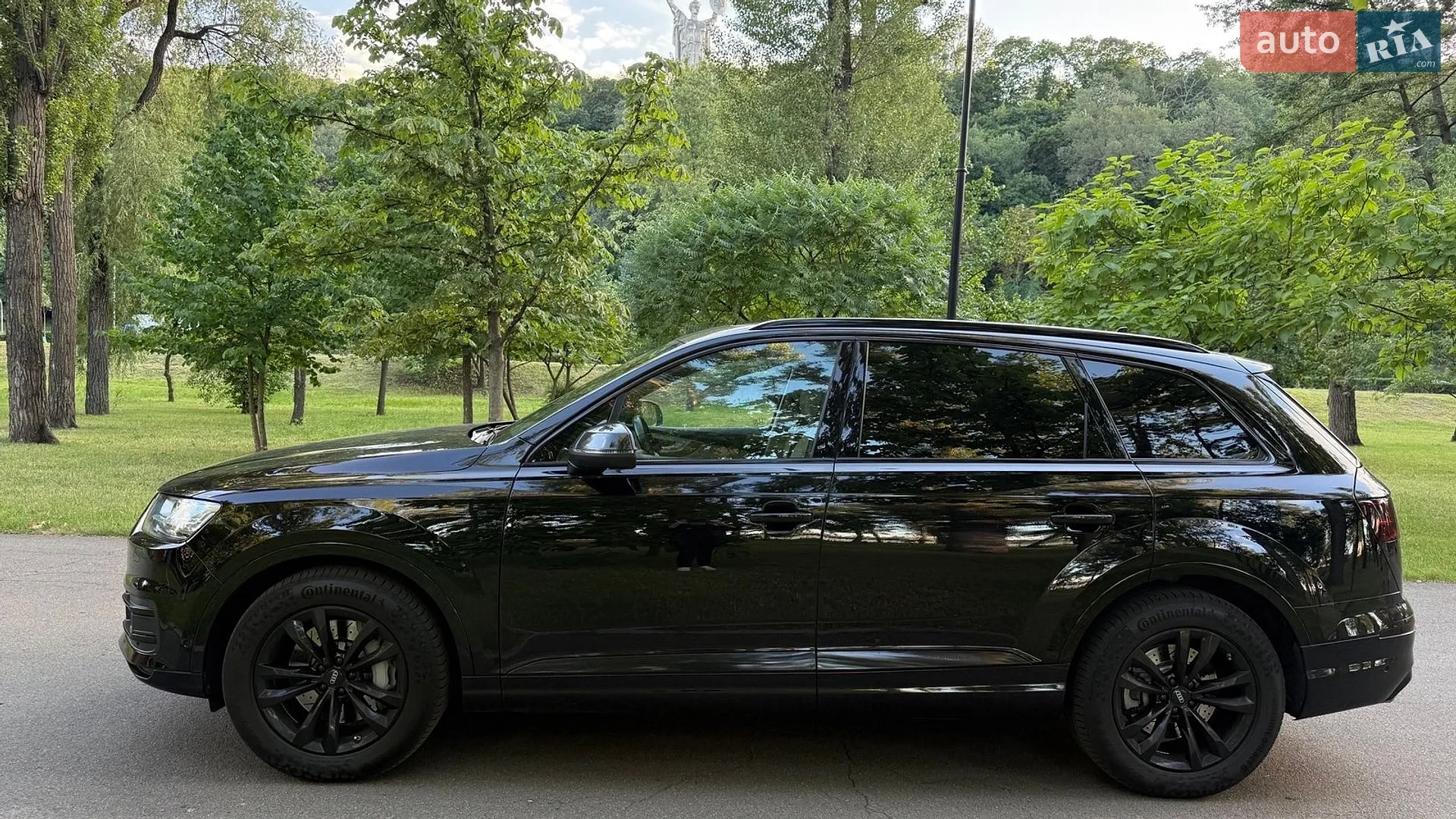 2018 Audi Q7 - фото 1