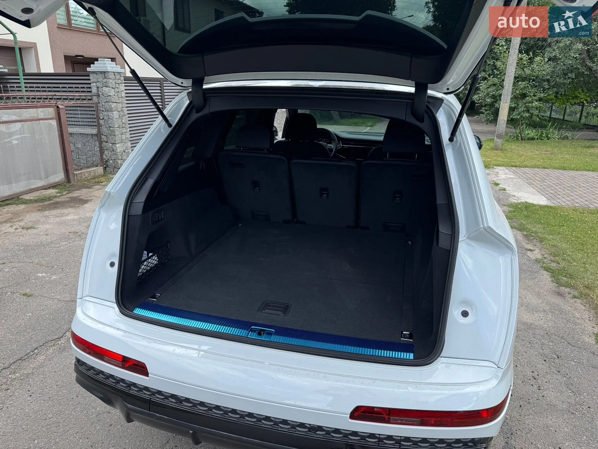 2025 Audi Q7 - мініатюра 38