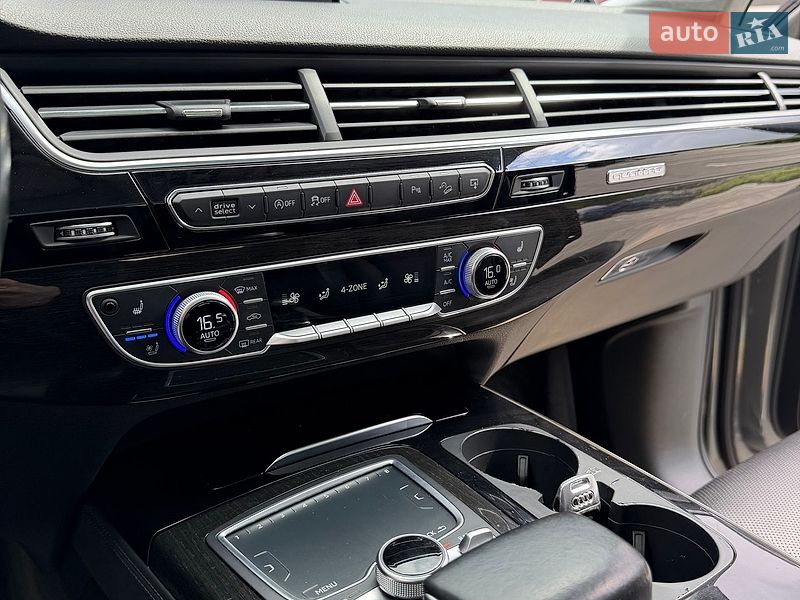 Позашляховик / Кросовер Audi Q7 2015 в Луцьку фото 45 Позашляховик / Кросовер Audi Q7 2015 в Луцьку