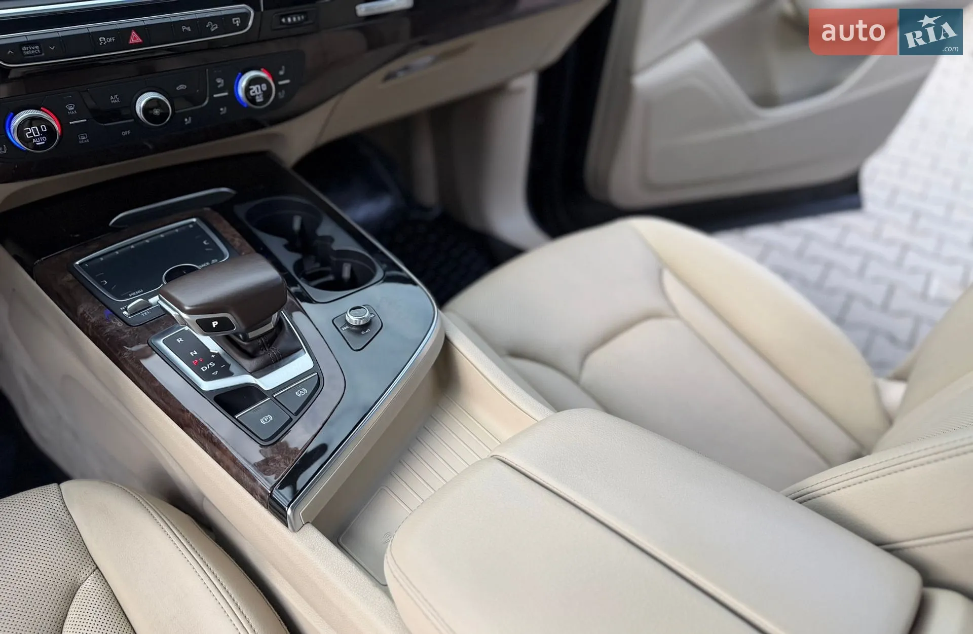 2016 Audi Q7 - мініатюра 48