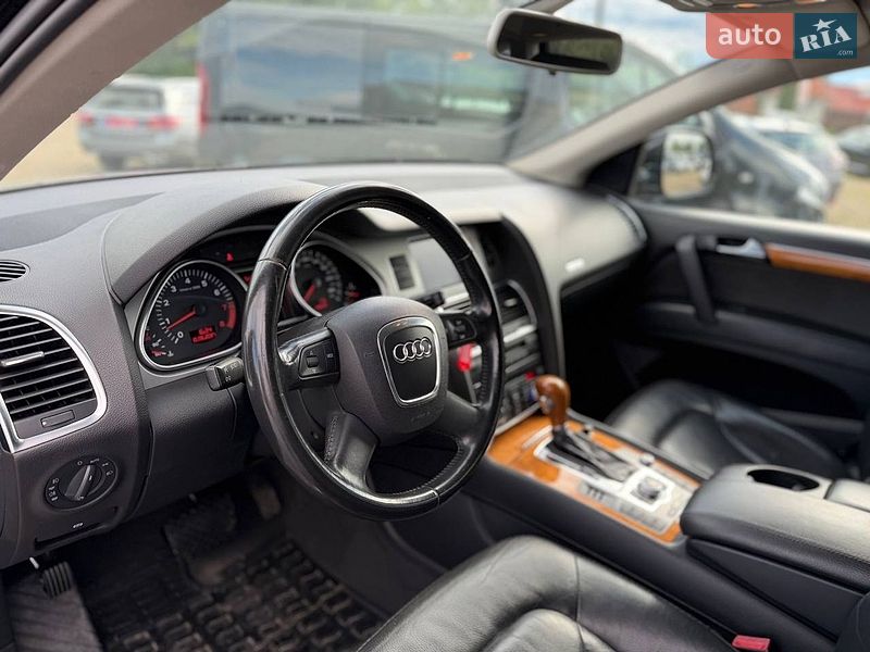 Внедорожник / Кроссовер Audi Q7 2007 в Коломые