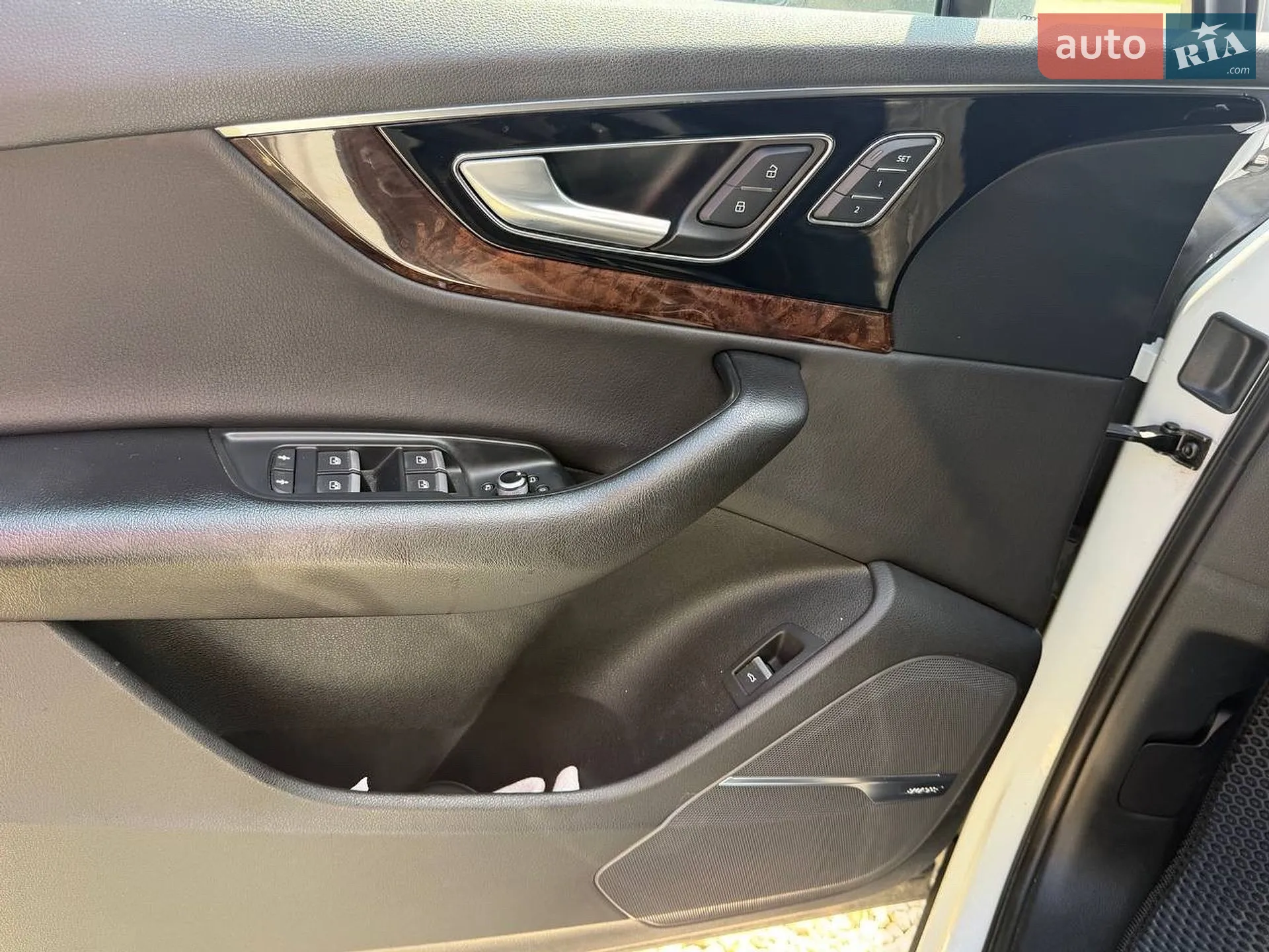 2017 Audi Q7 - мініатюра 9