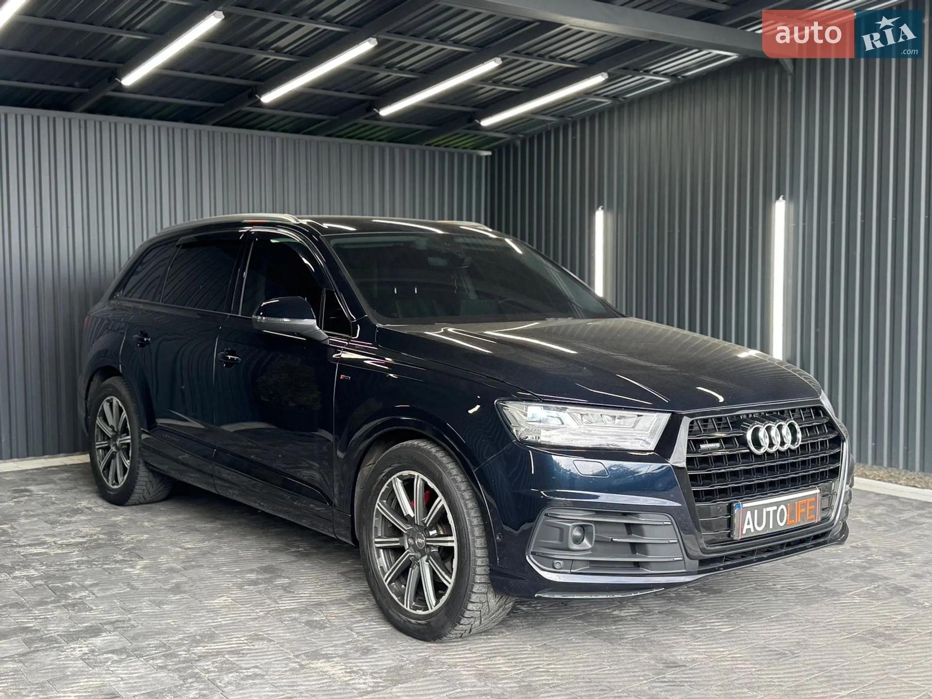 2017 Audi Q7 - мініатюра 2