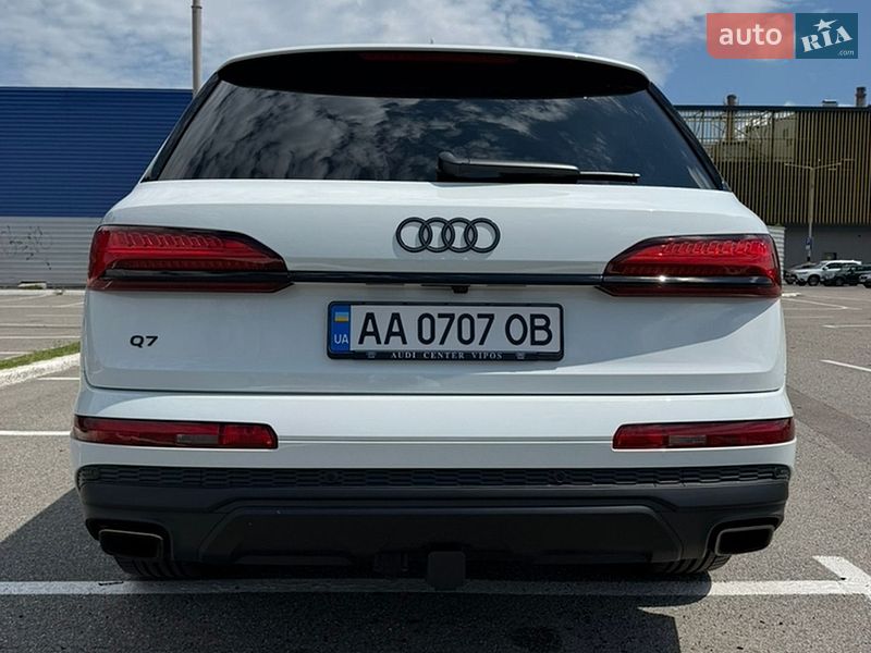Позашляховик / Кросовер Audi Q7 2024 в Києві