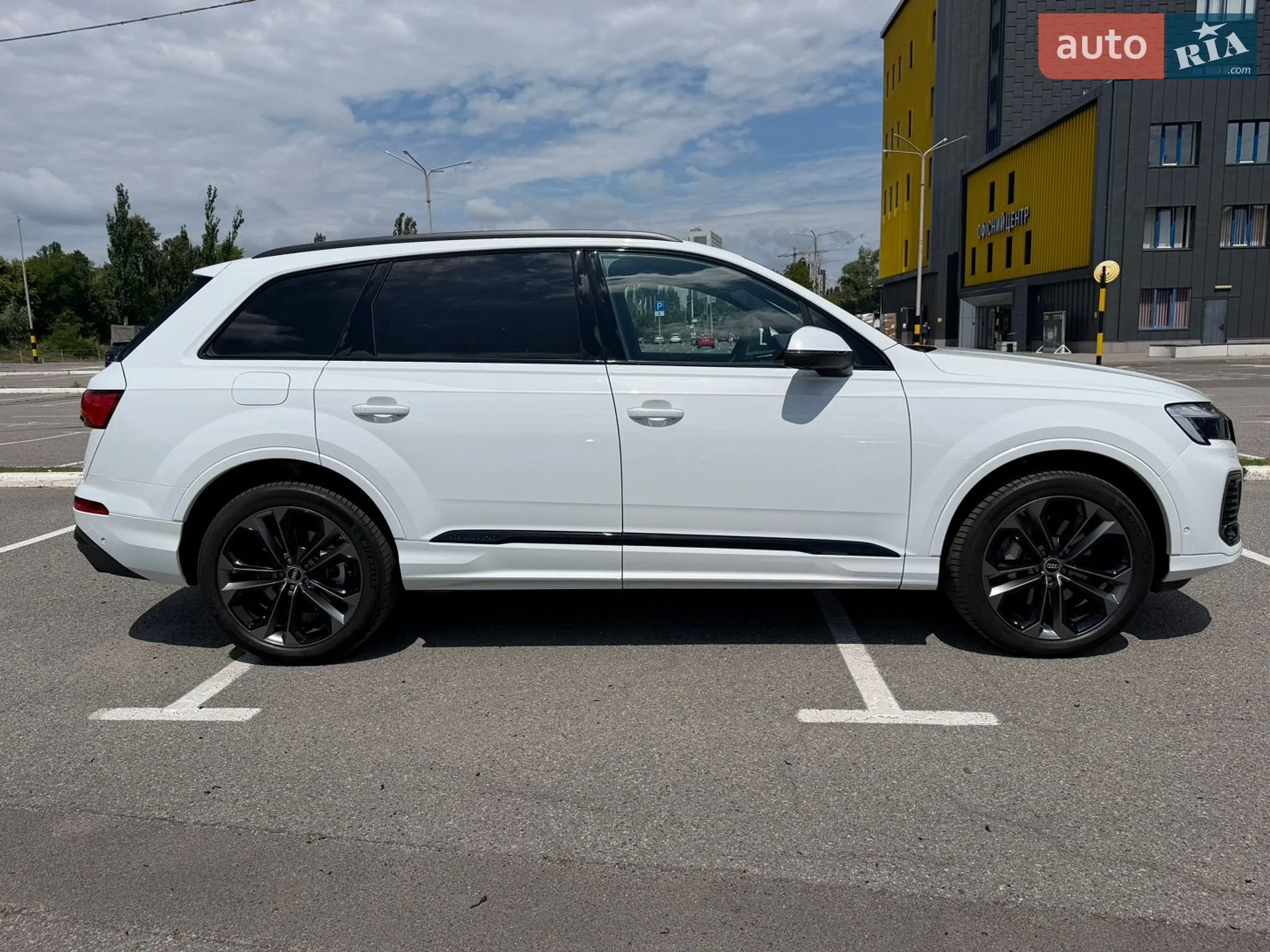 2024 Audi Q7 - мініатюра 10