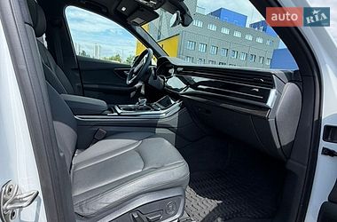 Позашляховик / Кросовер Audi Q7 2024 в Києві