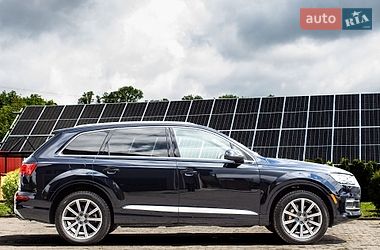 Внедорожник / Кроссовер Audi Q7 2017 в Львове