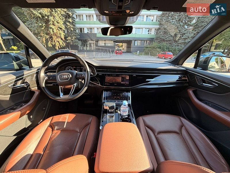 Позашляховик / Кросовер Audi Q7 2020 в Дніпрі фото 19 Позашляховик / Кросовер Audi Q7 2020 в Дніпрі