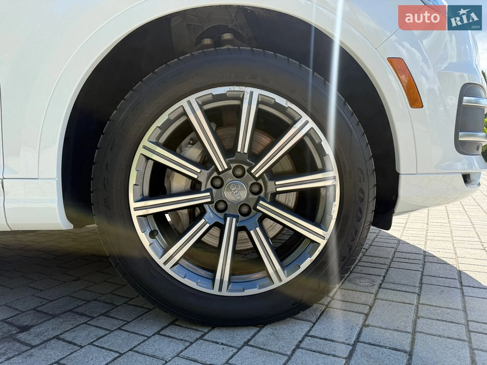2017 Audi Q7 - мініатюра 16