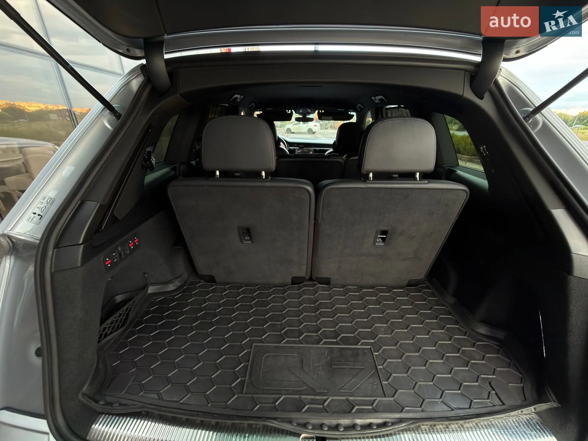 2020 Audi Q7 - мініатюра 22