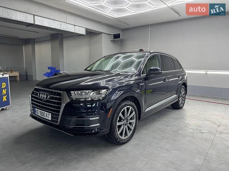 Внедорожник / Кроссовер Audi Q7 2017 в Днепре фото 6 Внедорожник / Кроссовер Audi Q7 2017 в Днепре