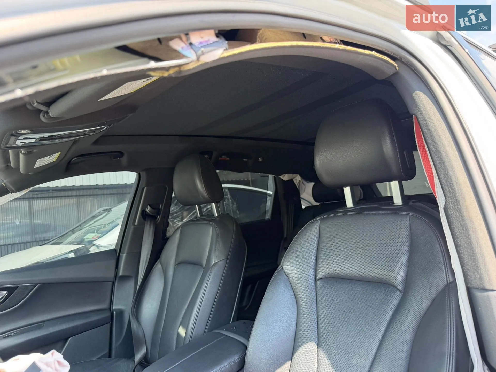 2018 Volkswagen Touareg - мініатюра 23