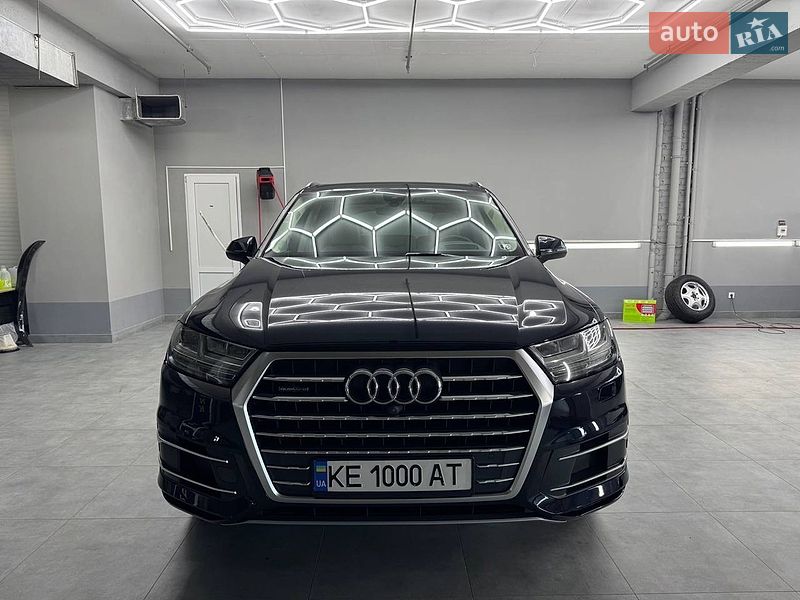Внедорожник / Кроссовер Audi Q7 2017 в Днепре фото Внедорожник / Кроссовер Audi Q7 2017 в Днепре