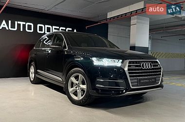 Позашляховик / Кросовер Audi Q7 2016 в Одесі
