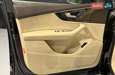 Позашляховик / Кросовер Audi Q7 2016 в Одесі
