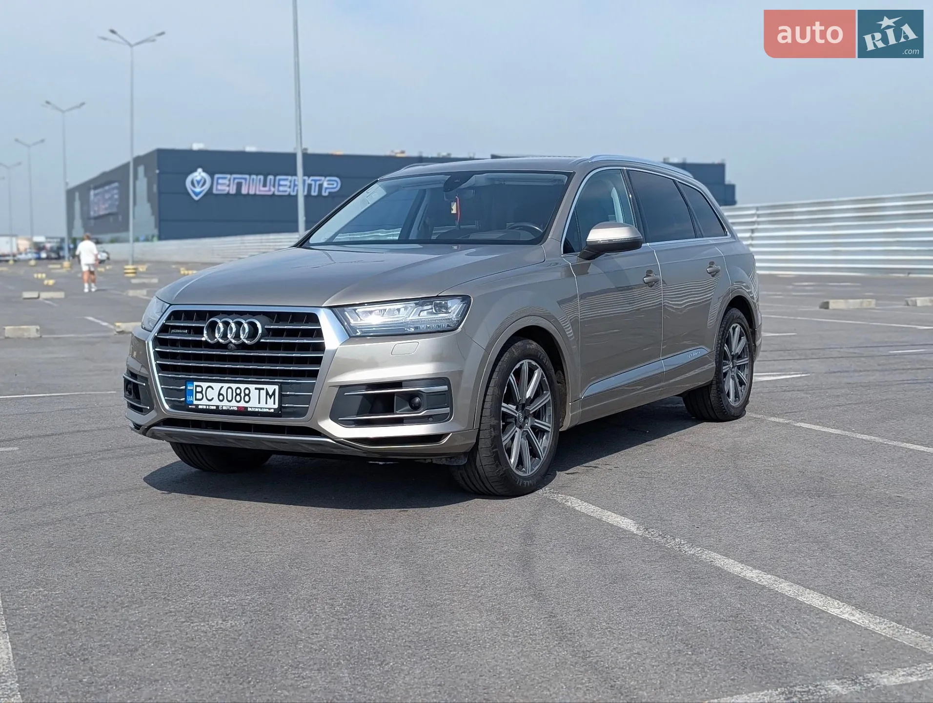 2016 Audi Q7 - мініатюра 2