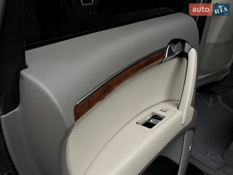 Позашляховик / Кросовер Audi Q7 2012 в Хмельницькому фото 49 Позашляховик / Кросовер Audi Q7 2012 в Хмельницькому