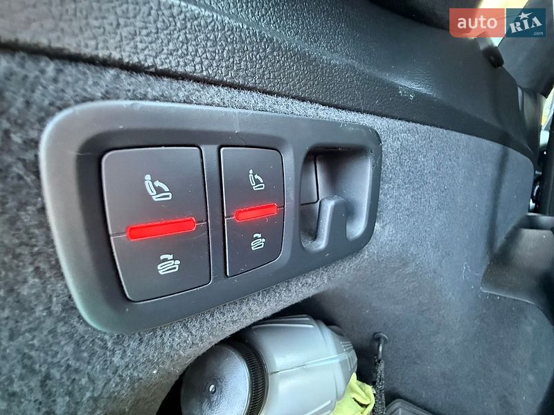 Позашляховик / Кросовер Audi Q7 2016 в Полтаві