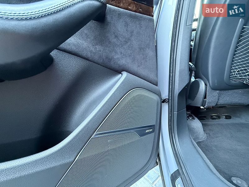 Позашляховик / Кросовер Audi Q7 2016 в Полтаві