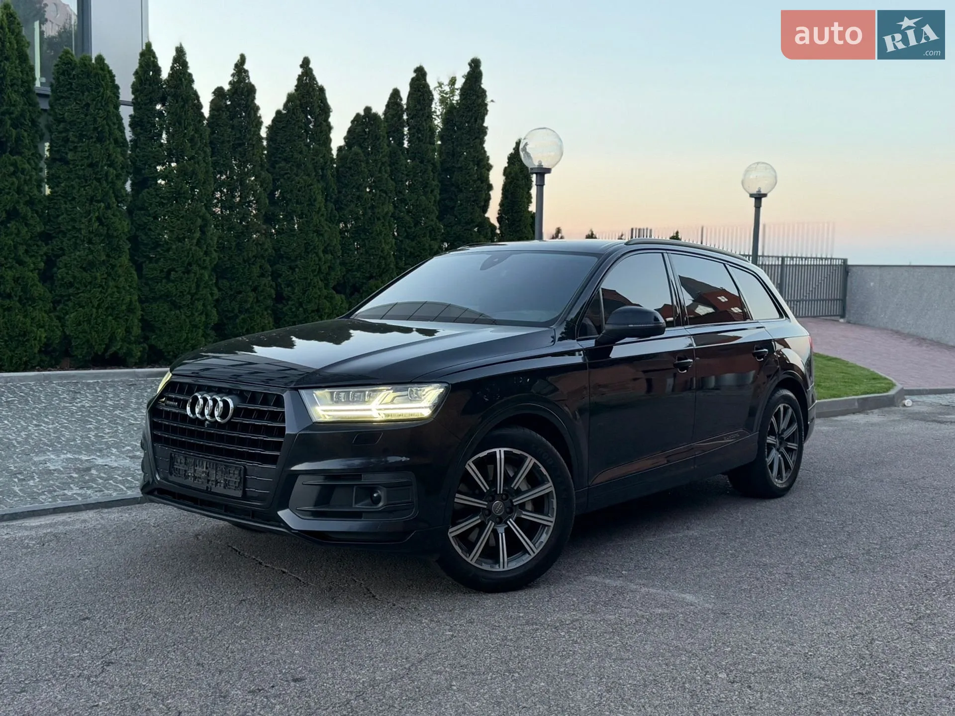 2016 Audi Q7 - мініатюра 2