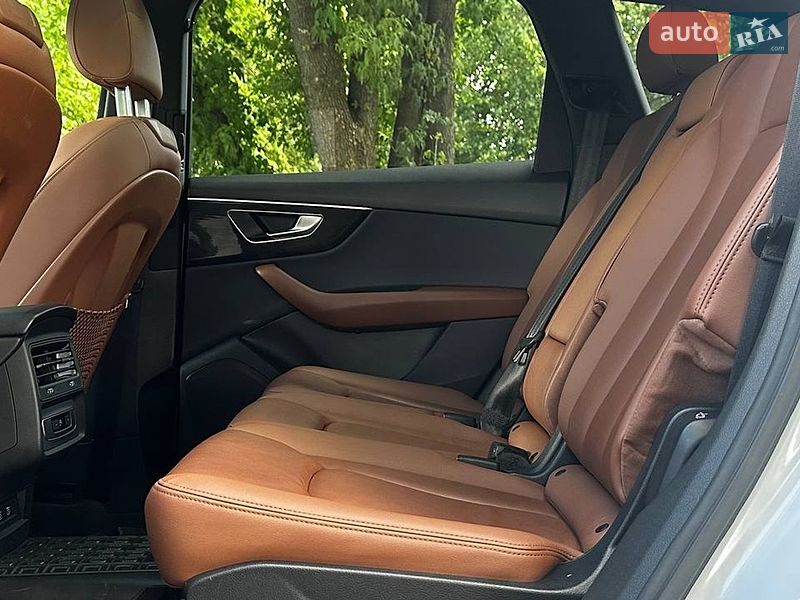 Позашляховик / Кросовер Audi Q7 2021 в Черкасах фото 27 Позашляховик / Кросовер Audi Q7 2021 в Черкасах