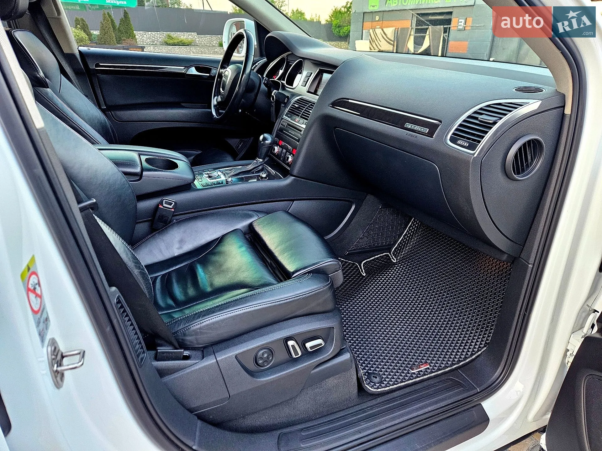 2011 Audi Q7 - мініатюра 12