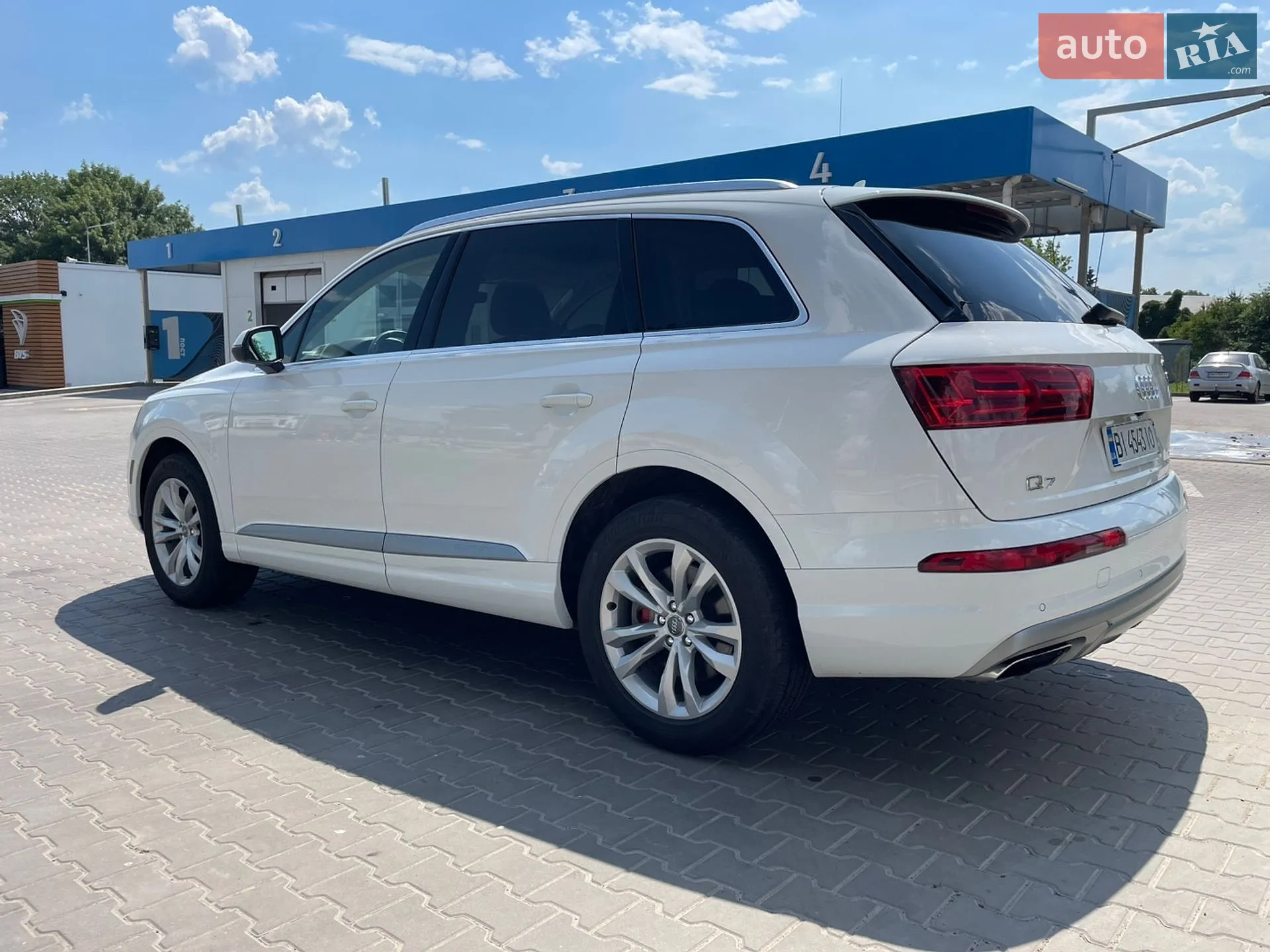 2017 Audi Q7 - мініатюра 9