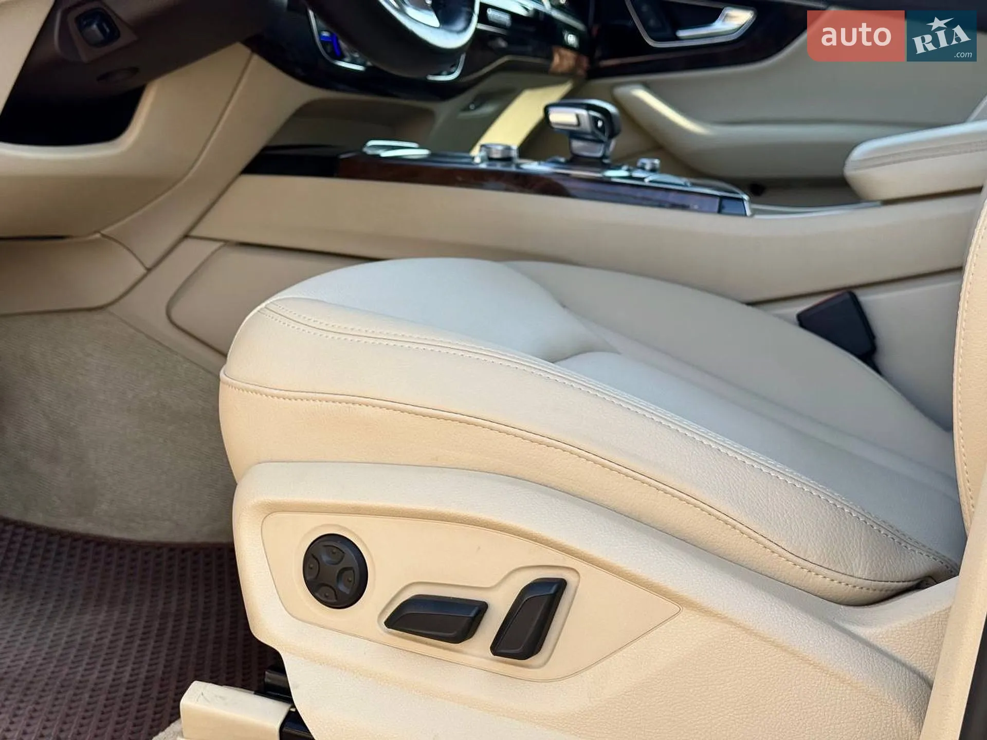 2016 Audi Q7 - мініатюра 18