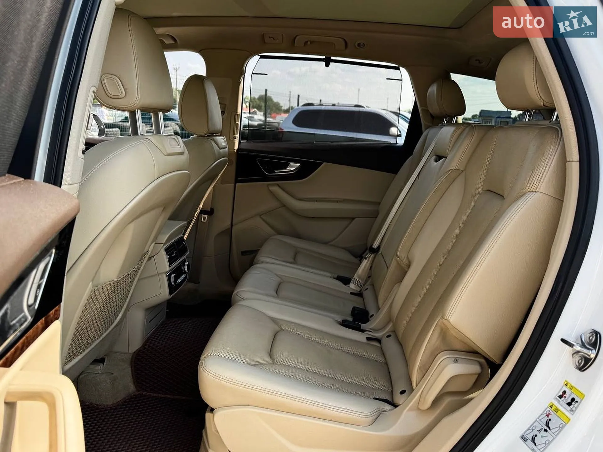 2016 Audi Q7 - мініатюра 22