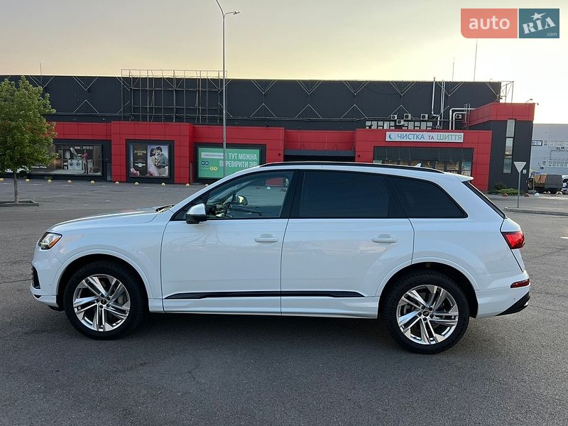 Позашляховик / Кросовер Audi Q7 2022 в Києві