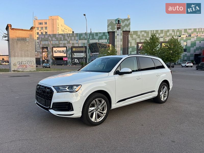 Позашляховик / Кросовер Audi Q7 2022 в Києві