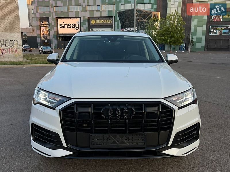 Позашляховик / Кросовер Audi Q7 2022 в Києві