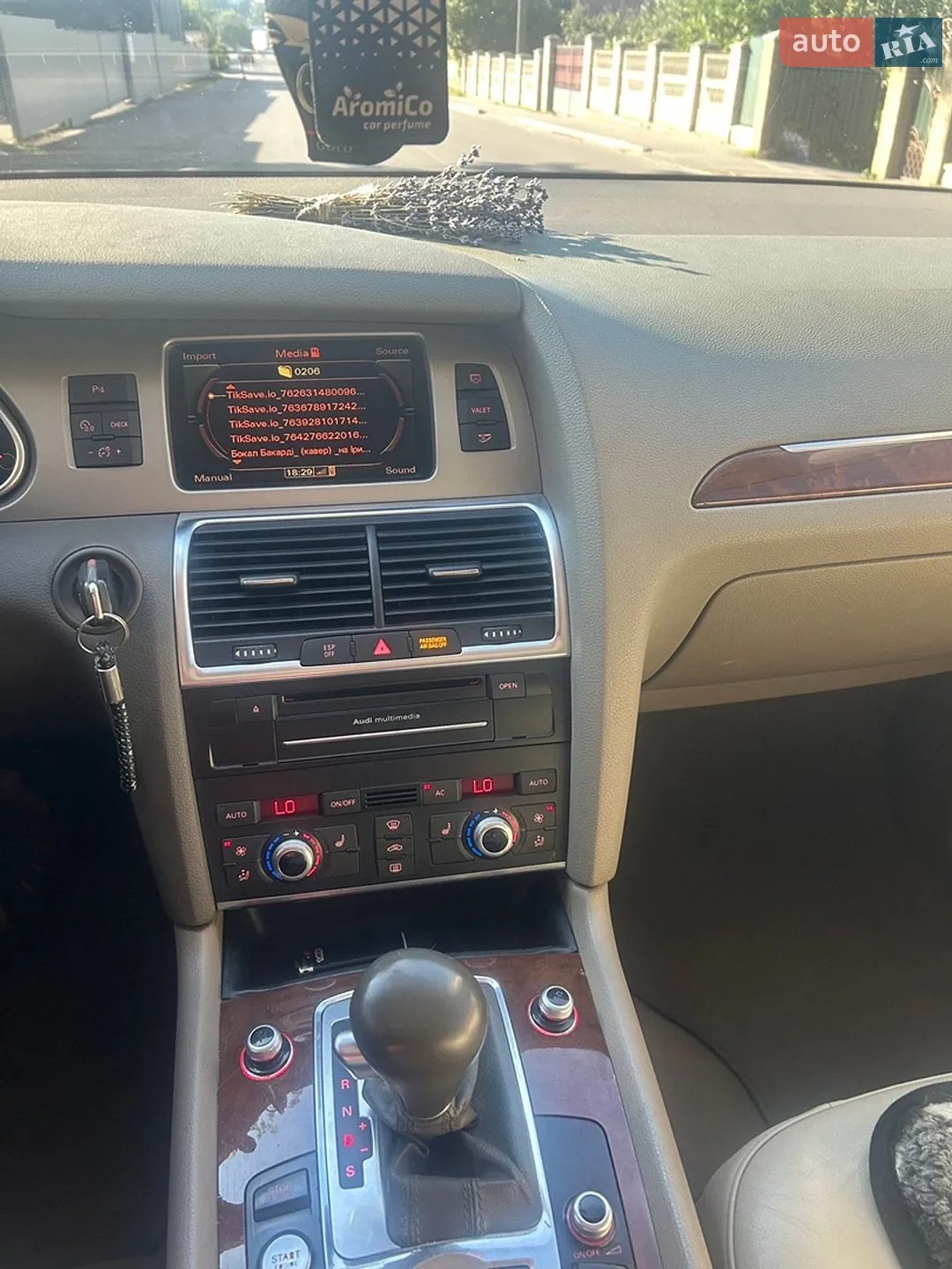 2010 Audi Q7 - мініатюра 3