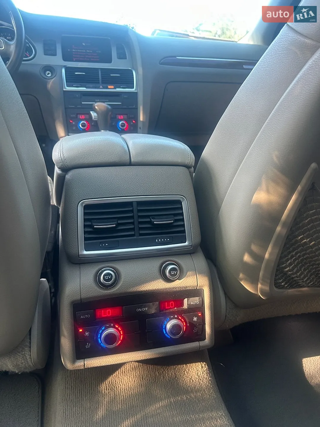2010 Audi Q7 - мініатюра 21