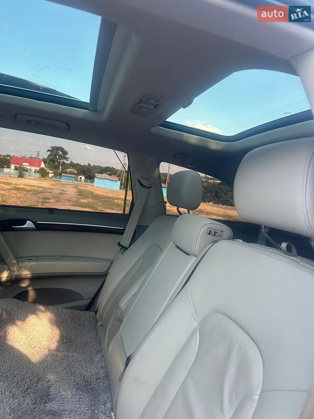 2010 Audi Q7 - мініатюра 23