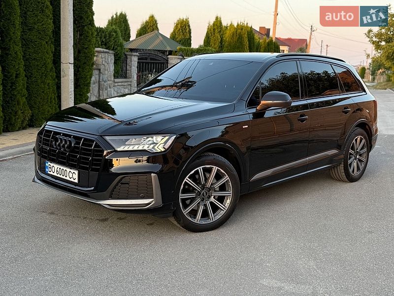 Внедорожник / Кроссовер Audi Q7 2021 в Тернополе