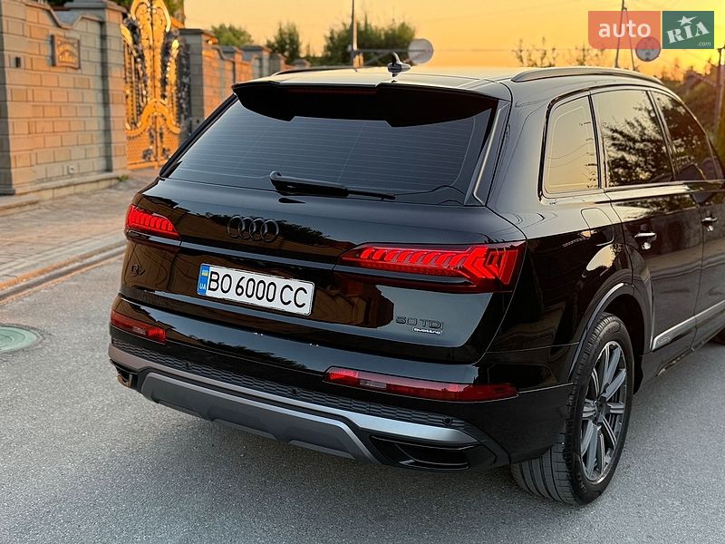 Внедорожник / Кроссовер Audi Q7 2021 в Тернополе