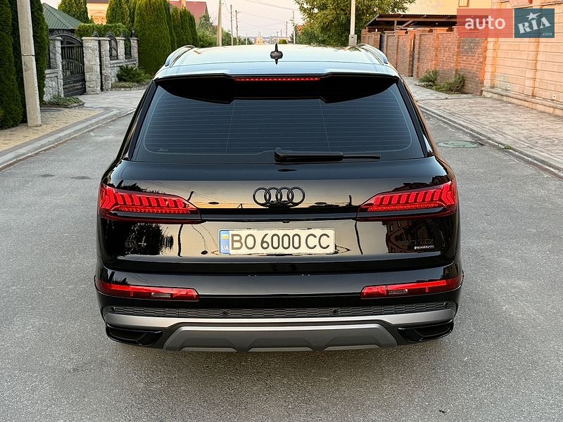 Внедорожник / Кроссовер Audi Q7 2021 в Тернополе