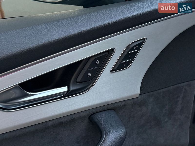 Внедорожник / Кроссовер Audi Q7 2021 в Тернополе