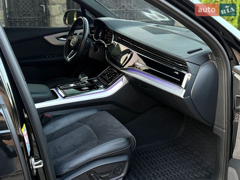 Внедорожник / Кроссовер Audi Q7 2021 в Тернополе