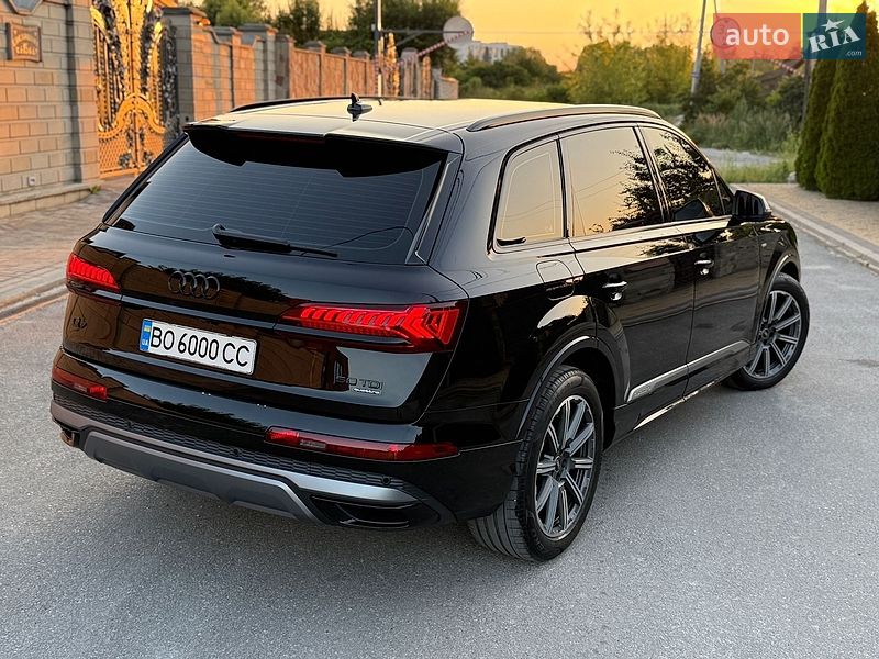 Внедорожник / Кроссовер Audi Q7 2021 в Тернополе